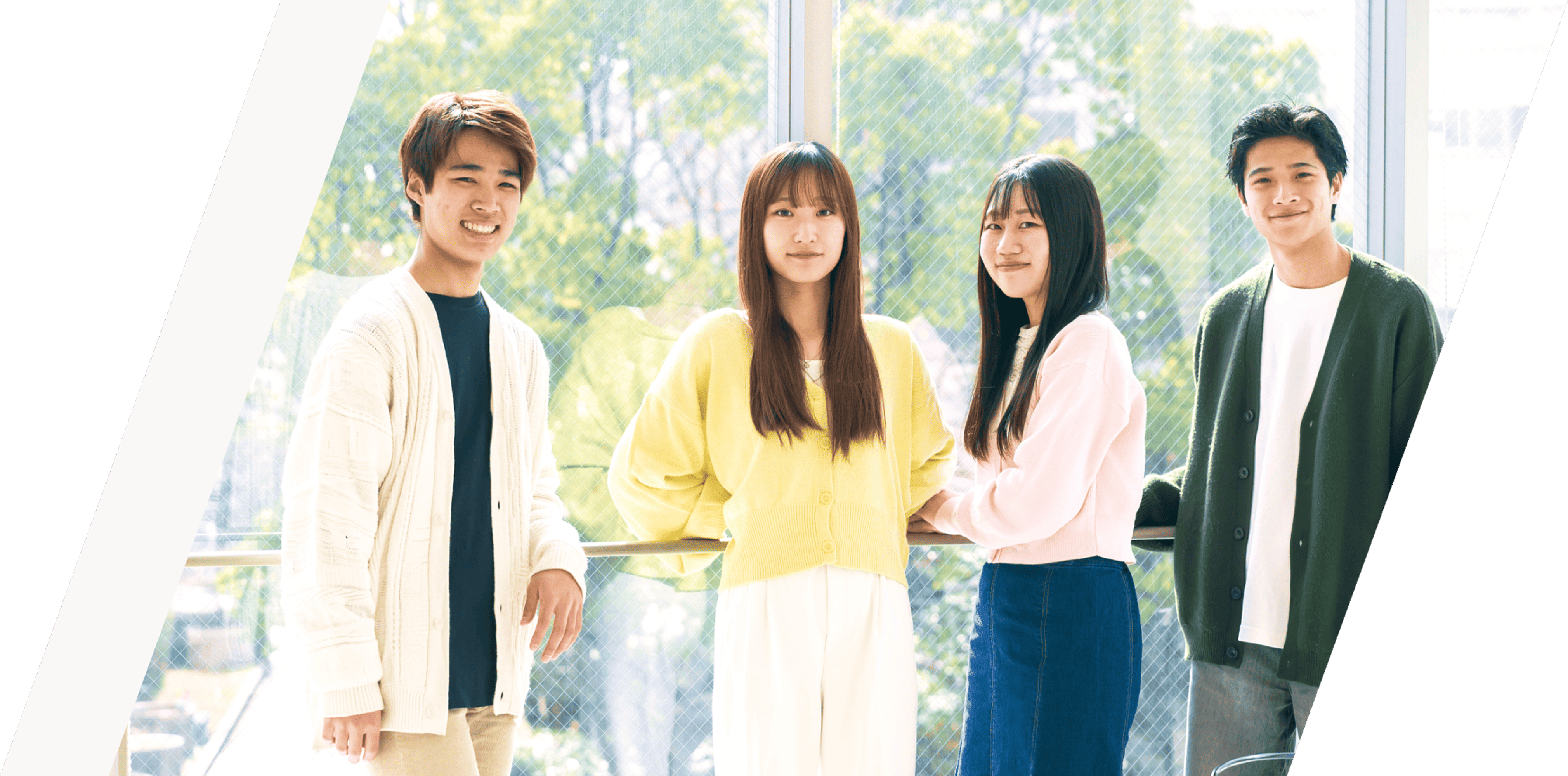 神戸親和大学生